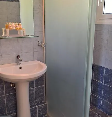 Petroula Villa Valsamata